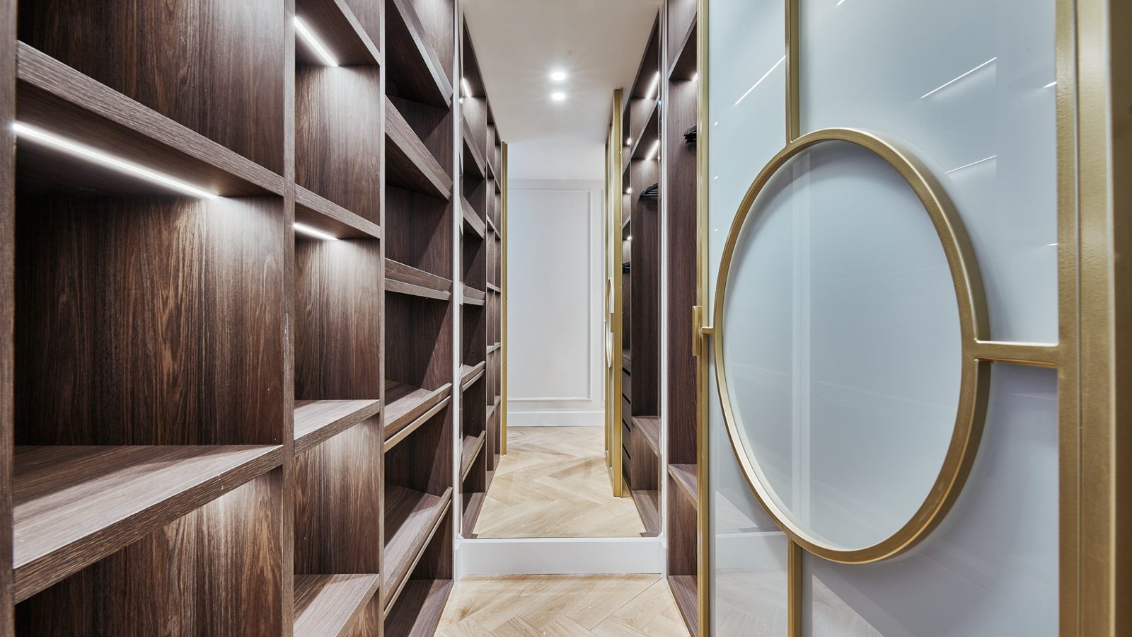 MARIA_DE_MOLINA_1_13_DORMITORIO_4_VESTIDOR_01